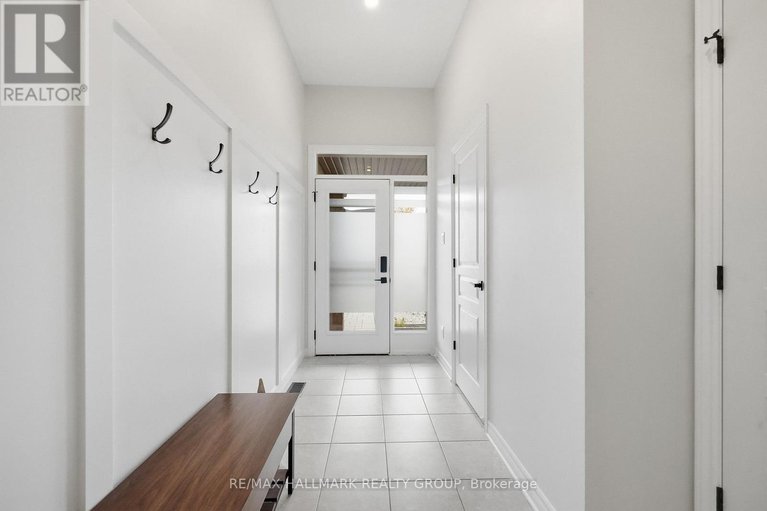 29025687/314-melodie-street/mer-bleuebradley-estatesanderson-park/ottawa/ontario/K1W0H9_4