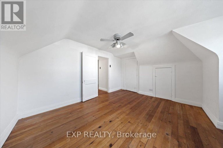 28154545/146-laval-street/vanier/ottawa/ontario/K1L7Z4_24