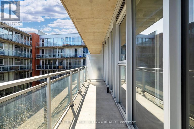 28552726/602-354-gladstone-avenue/ottawa-centre/ottawa/ontario/K2P0R4_14