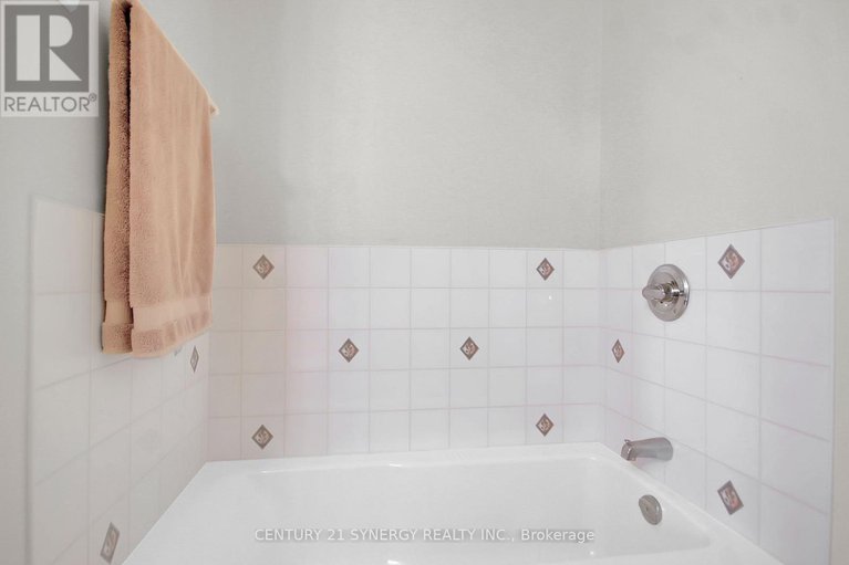 28834450/c-145-oldfield-street/barrhaven-east/ottawa/ontario/K2G7C7_26