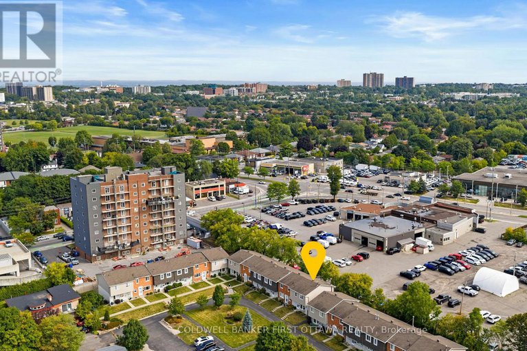 28819610/12-550-straby-avenue/overbrookcastle-heights/ottawa/ontario/K1K1H1_35