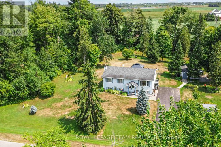 28702600/14-mountain-ash-drive/north-grenville-twp-kemptville-east/north-grenville/ontario/K0G1J0_30