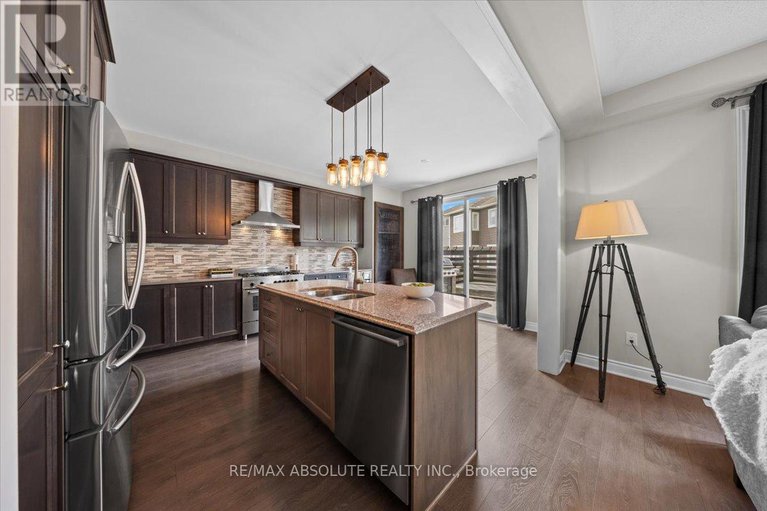 28579021/778-rosehill-avenue/stittsville-north/ottawa/ontario/K2S1B9_18