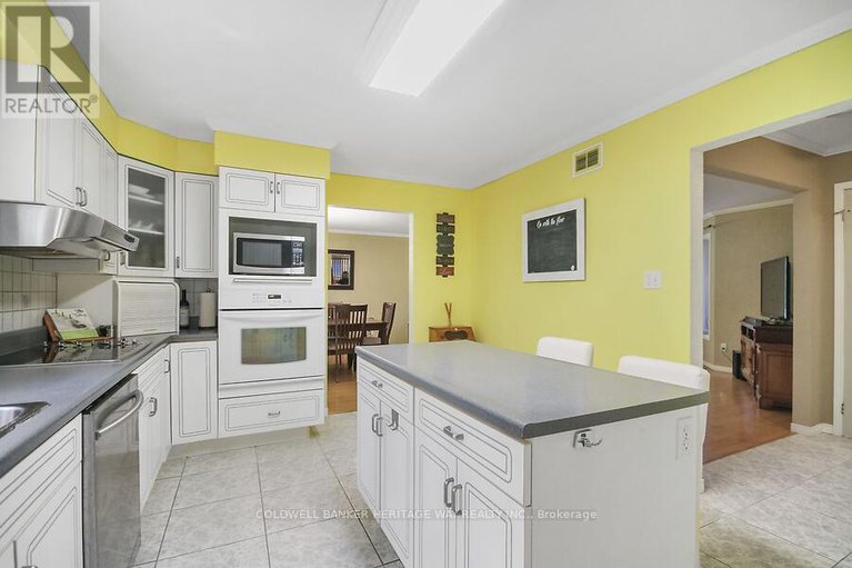 28571560/222-north-road/drummondnorth-elmsley-north-elmsley-twp/drummondnorth-elmsley/ontario/K7A4S4_8