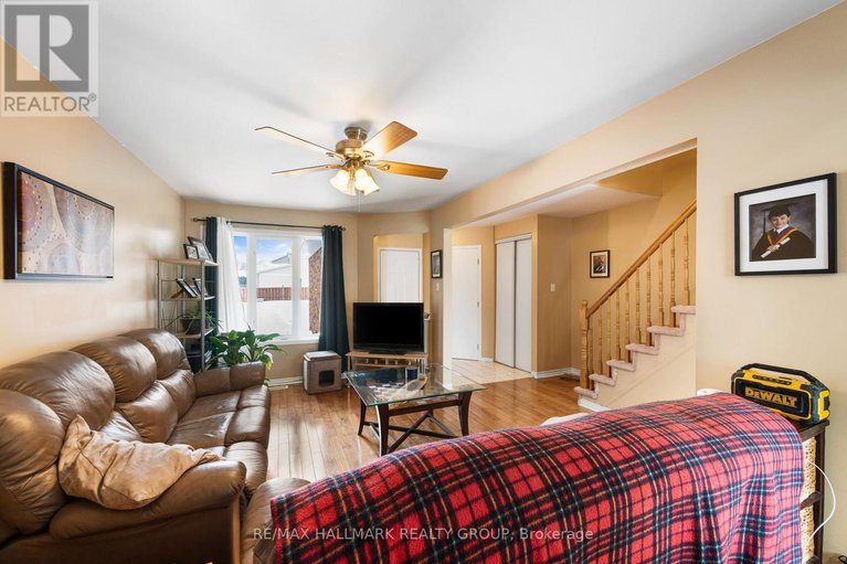 29405879/857-nesting-way-nw/fallingbrookgardenway-south/ottawa/ontario/K4A3X3_12