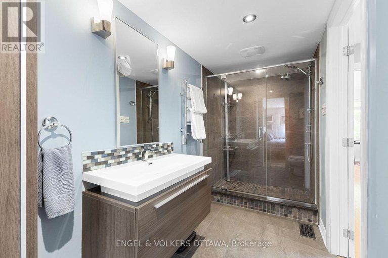 28841163/1-125-springfield-road/lindenlea/ottawa/ontario/K1M1C5_22