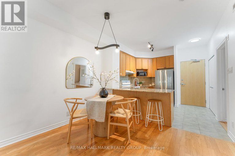 28907121/120-205-bolton-street/lower-townbyward-market/ottawa/ontario/K1N1K7_9