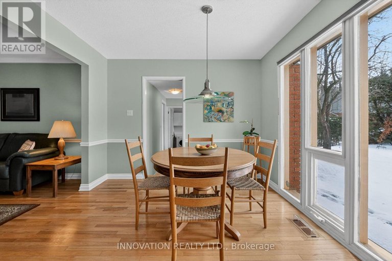 29490133/54-selwyn-place-w/beaverbrook/ottawa/ontario/K2K1P2_20