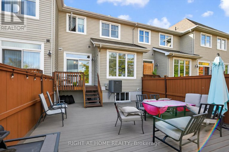 29032255/772-cedar-creek-drive/blossom-parkkemp-parkfindlay-creek/ottawa/ontario/K1T0B2_30