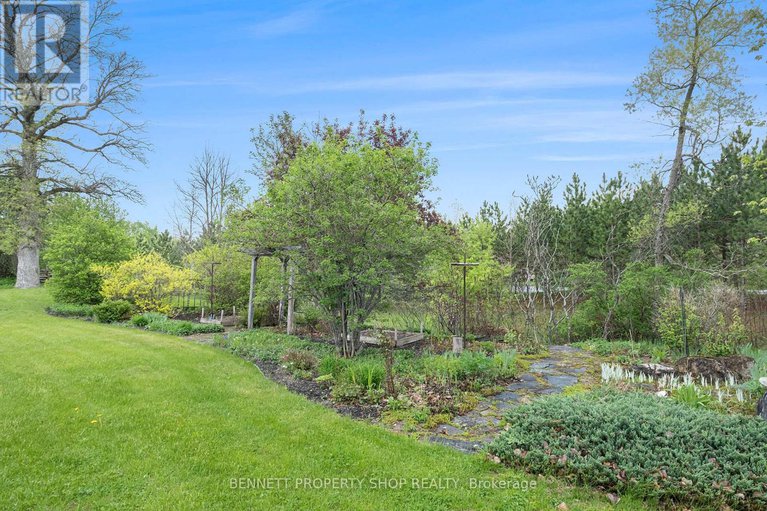 28345704/2844-tennyson-road-s/drummond-n-elmsley-drummond-twp/drummondnorth-elmsley/ontario/K7H3C8_23