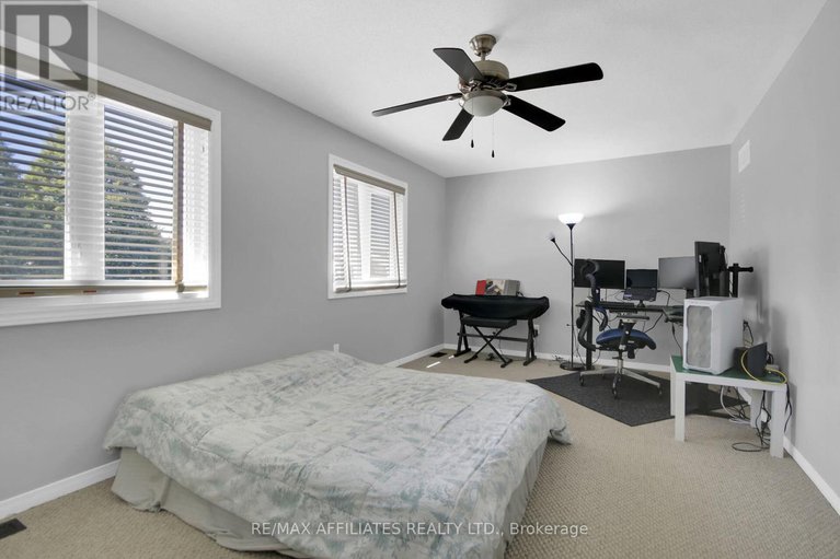 28860482/74-markland-crescent/barrhaven-east/ottawa/ontario/K2G5Z6_24