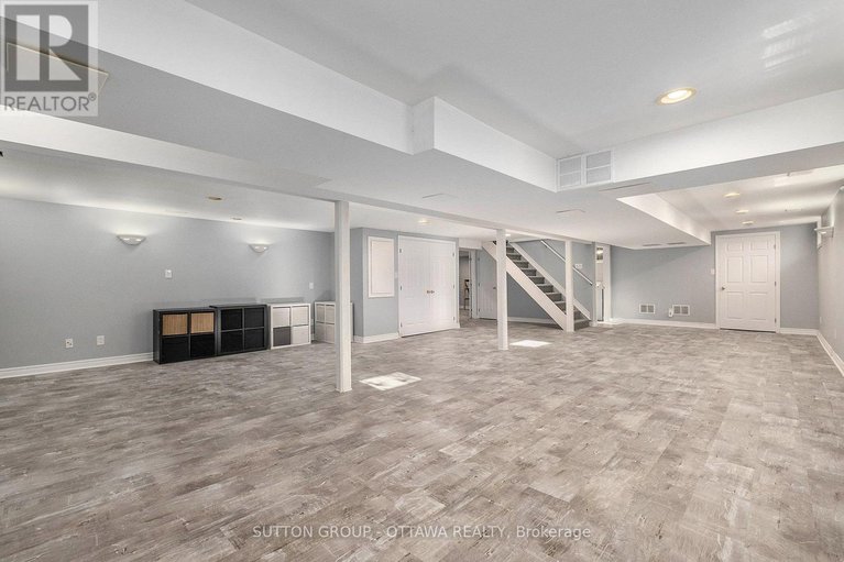 29047686/1218-upton-road/manotick-south-to-roger-stevens/ottawa/ontario/K4M1B3_23