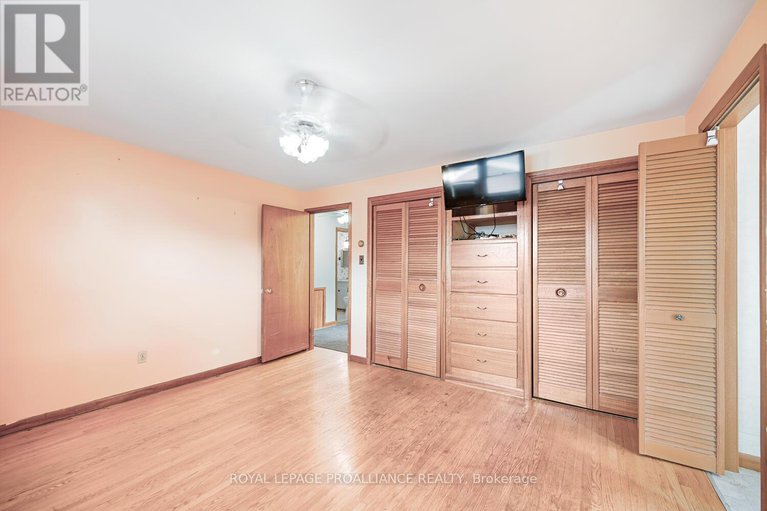 29233177/14-davison-avenue/brockville/brockville/ontario/K6V3C2_29