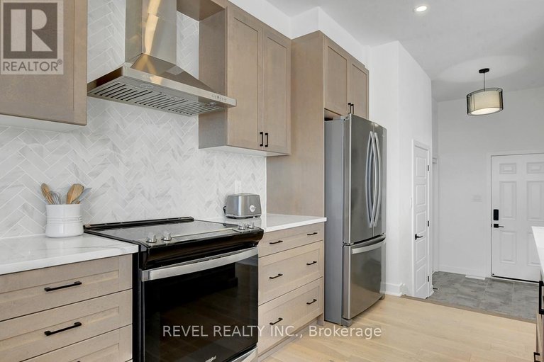 29545543/1022-showman-street/richmond/ottawa/ontario/K0A2Z0_23