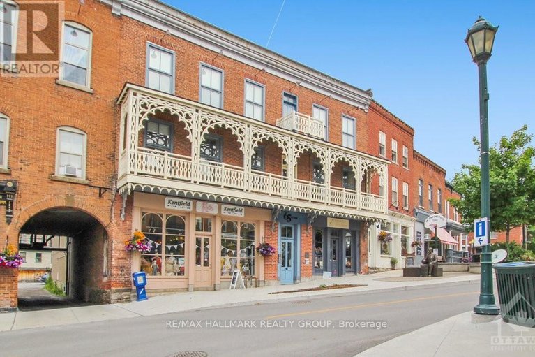 27204400/206-65-mill-street/almonte/mississippi-mills/ontario/K0A1A0_21