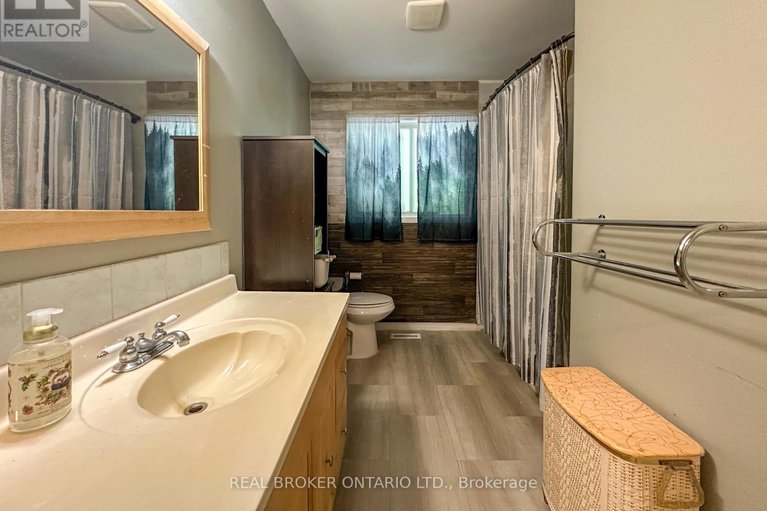 28422588/30-kingfisher-crescent/north-grenville-twp-kemptville-east/north-grenville/ontario/K0G1J0_13