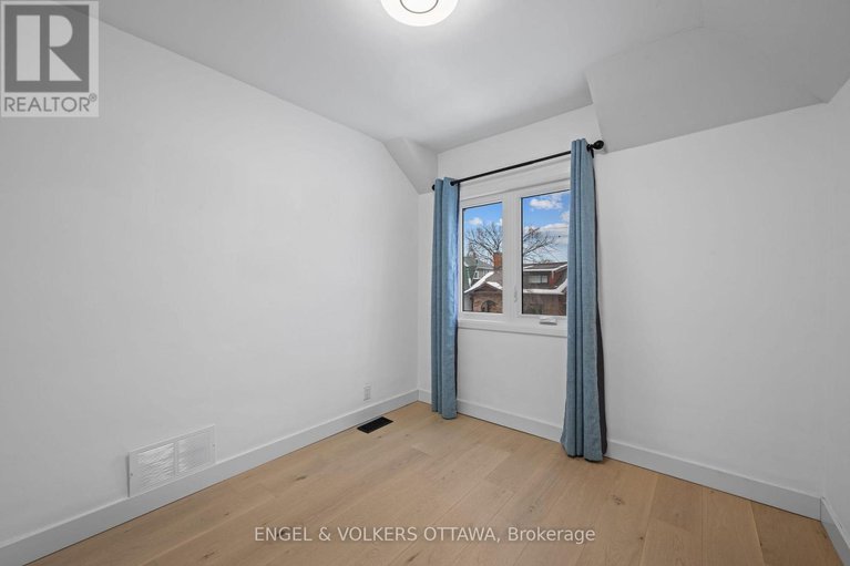 29282024/22-harvard-avenue/old-ottawa-south/ottawa/ontario/K1S4Z3_24