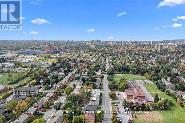 29638665/562-queen-mary-street/overbrookcastle-heights/ottawa/ontario/K1K1W1_49
