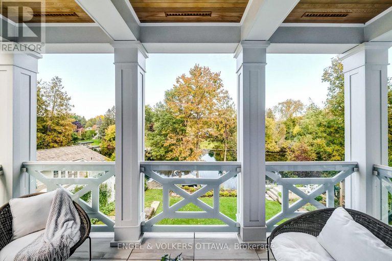 28062589/5651-herwig-place/manotick-south-to-roger-stevens/ottawa/ontario/K4M1B3_27