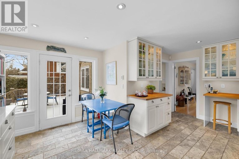 29609106/248-old-irving-place/civic-hospital/ottawa/ontario/K1Y2A1_13