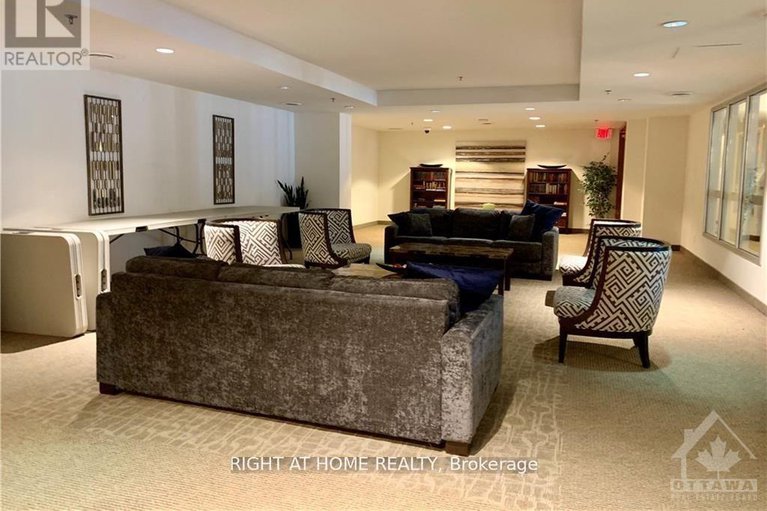 28785158/709-242-rideau-street/sandy-hill/ottawa/ontario/K1N0B7_16