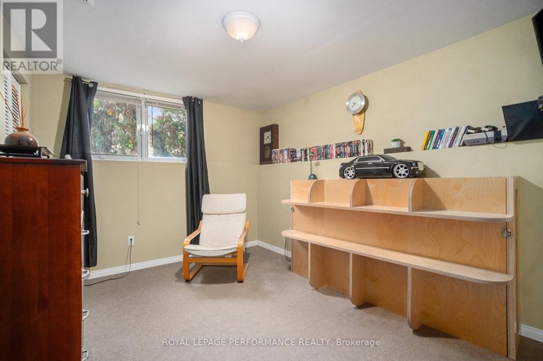 29075002/164-cardinal-crescent/clarencerockland-twp/clarence-rockland/ontario/K4K1K9_25