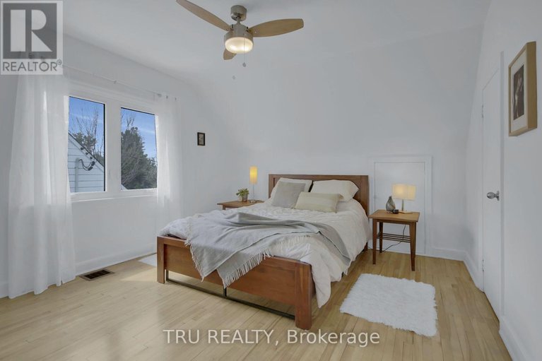 28250673/1311-laperriere-avenue/carlington/ottawa/ontario/K1Z7R9_23