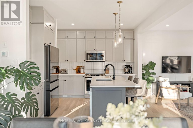 28851362/601-idyllic-terrace/avalon-east/ottawa/ontario/K4A5N9_5