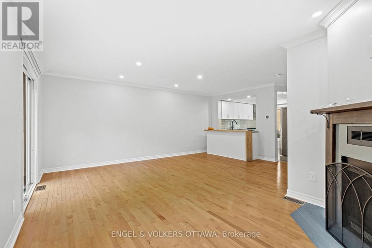 29006192/1540-mimosa-avenue/riverview-park/ottawa/ontario/K1G4C9_16