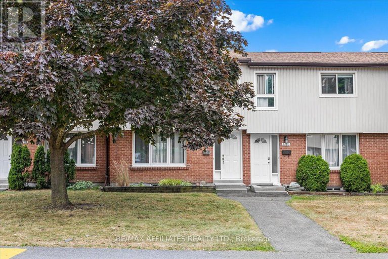 28695560/3192-bannon-way/blossom-parkkemp-parkfindlay-creek/ottawa/ontario/K1T1T3_1