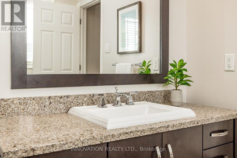 28489551/2751-massicotte-lane/emerald-woodssawmill-creek/ottawa/ontario/K1T3G9_21