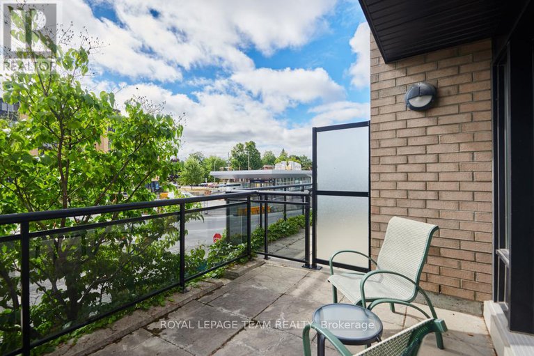 28815595/7-775-richmond-road-n/woodroffe/ottawa/ontario/K2A0G7_23
