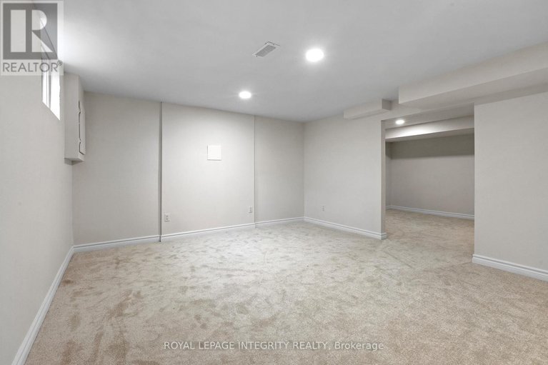 29527327/6368-viseneau-drive/chateauneuf/ottawa/ontario/K1C2J2_31