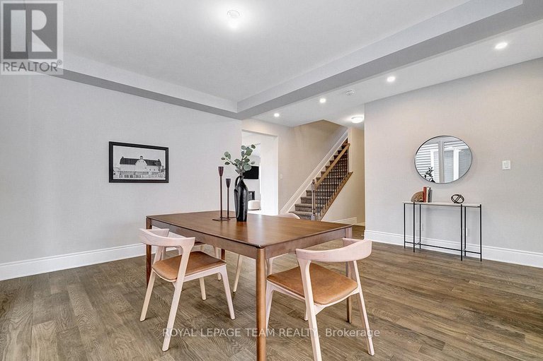 28670330/219-parsnip-mews/goulbourn-twp-from-franktown-rdsouth-to-rideau/ottawa/ontario/K0A2Z0_5