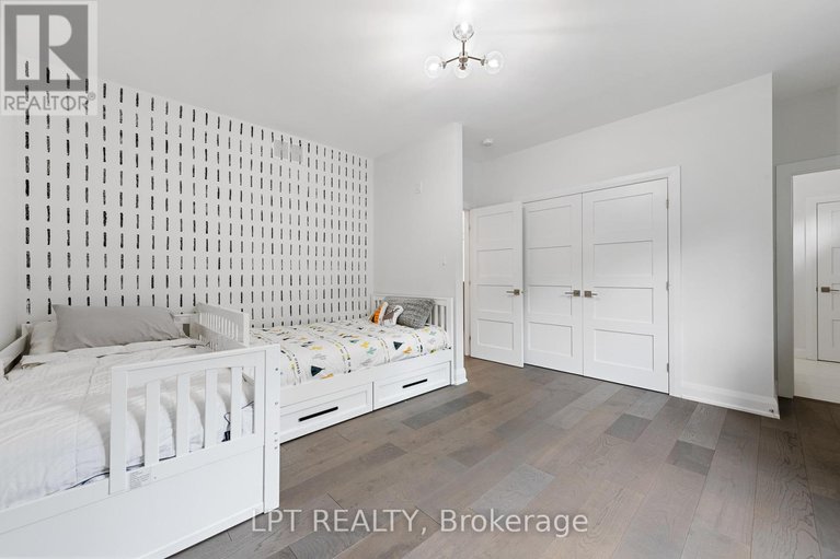 28330218/5740-queenscourt-crescent/manotick-east-to-manotick-station/ottawa/ontario/K4M1K3_33
