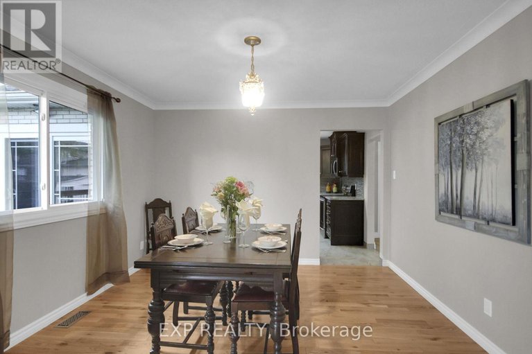 28340674/2001-neepawa-avenue/carlingwood/ottawa/ontario/K2A3L4_19
