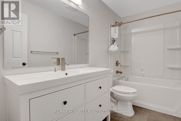 28483640/31-spur-avenue/bridlewood/ottawa/ontario/K2M2R9_38