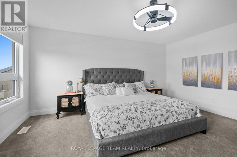 29642732/315-big-dipper-street/riverside-southgloucester-glen/ottawa/ontario/K4M0J2_25