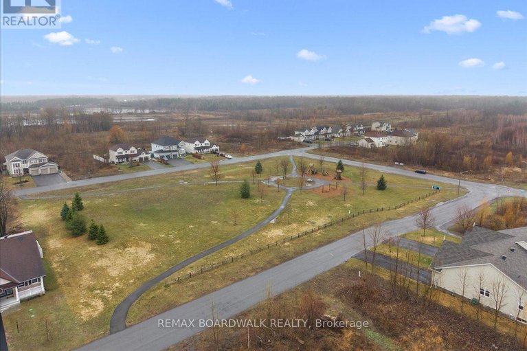 29616180/6830-breanna-cardill-street/greely/ottawa/ontario/K4P0C1_47