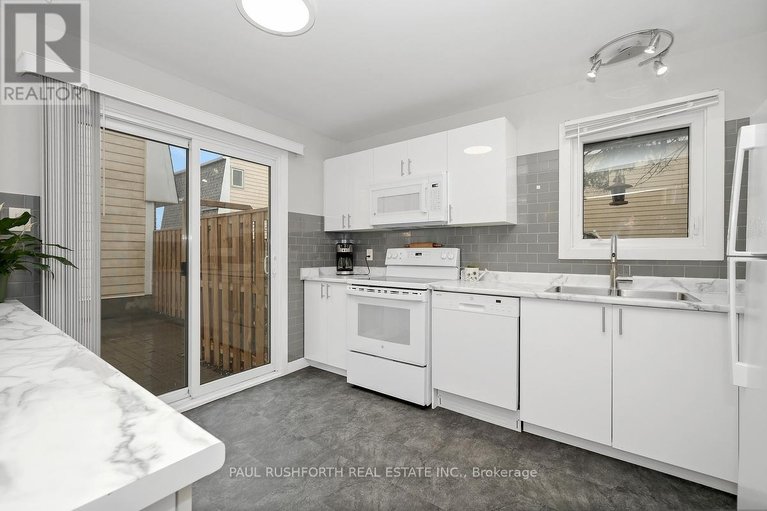 29613824/244-salter-crescent/beaverbrook/ottawa/ontario/K2K1Z2_14