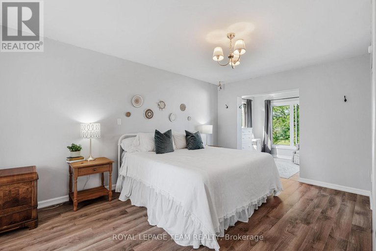 28637618/3242-gendron-road/clarencerockland-twp/clarence-rockland/ontario/K0A2A0_23