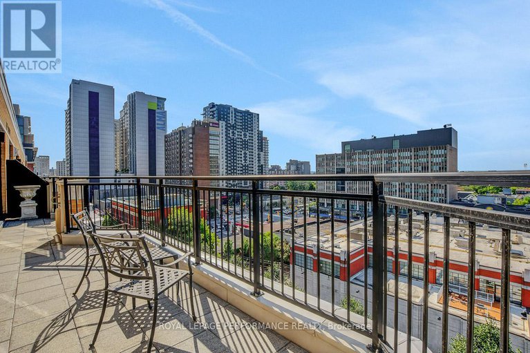 28544593/ph2-260-besserer-street/sandy-hill/ottawa/ontario/K1N1J3_20
