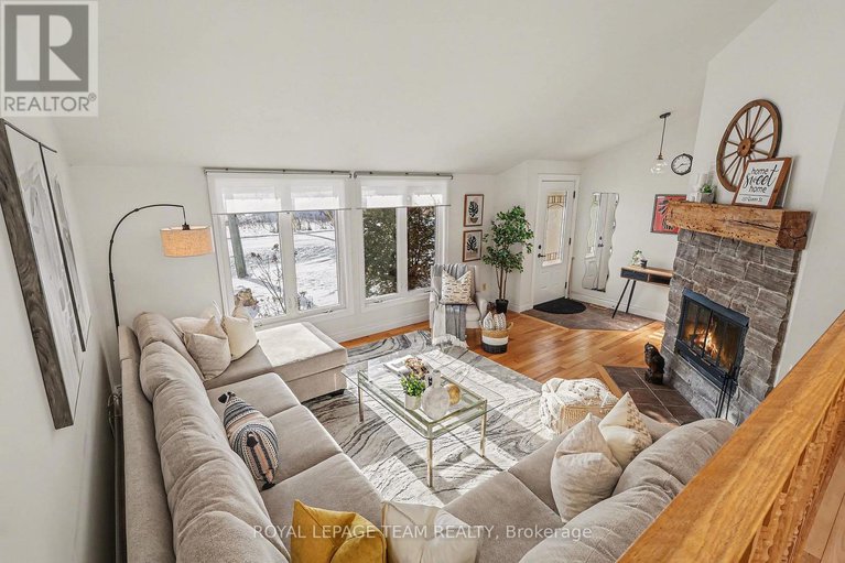 29288884/237-queen-west-street/chesterville/north-dundas/ontario/K0C1H0_7