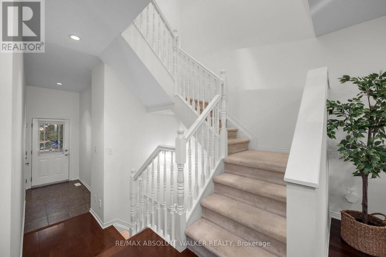 29043009/126-forestcrest-street/chapel-hill/ottawa/ontario/K1C7R3_17