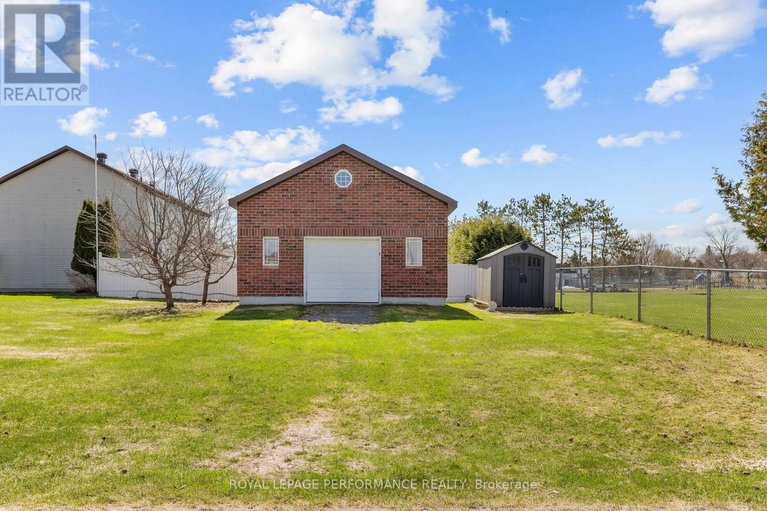 29639798/434-lemay-street/clarencerockland-twp/clarence-rockland/ontario/K0A1N0_14