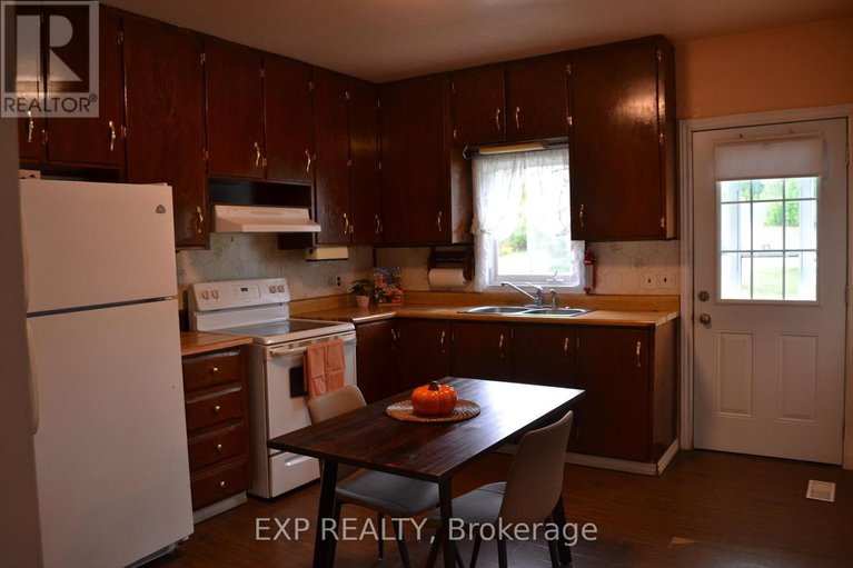 28835803/1650-eady-road/horton-twp/horton/ontario/K7V3Z8_9