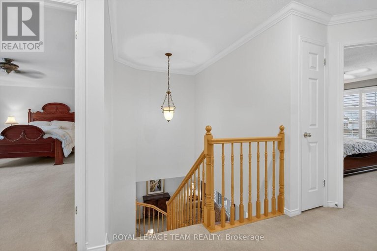 29471661/3113-apple-hill-drive-s/upper-hunt-club/ottawa/ontario/K1T3Z2_25