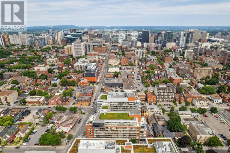 28528620/623-349-mcleod-street/ottawa-centre/ottawa/ontario/K2P0S1_46