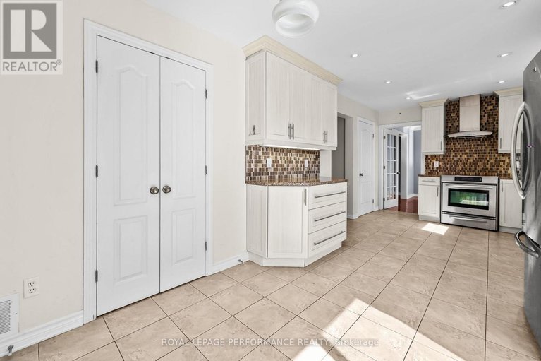 29638186/54-lapointe-boulevard/embrun/russell/ontario/K0A1W0_18