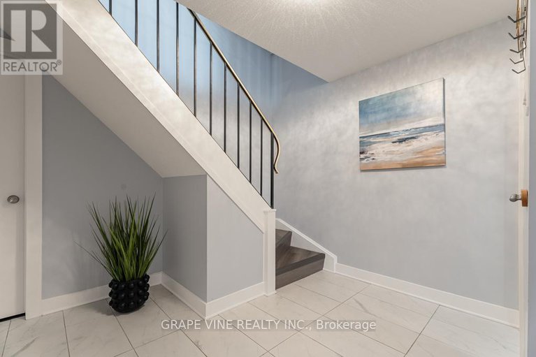 29351287/58-280-mcclellan-road/arlington-woods/ottawa/ontario/K2H8P8_7